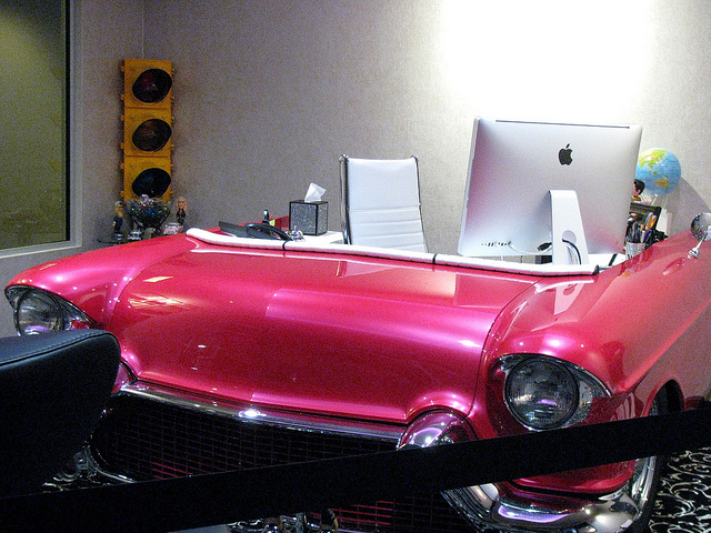car desk Cadillac
